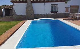 MUCHO ARTE muy cerca del mar con piscina privada